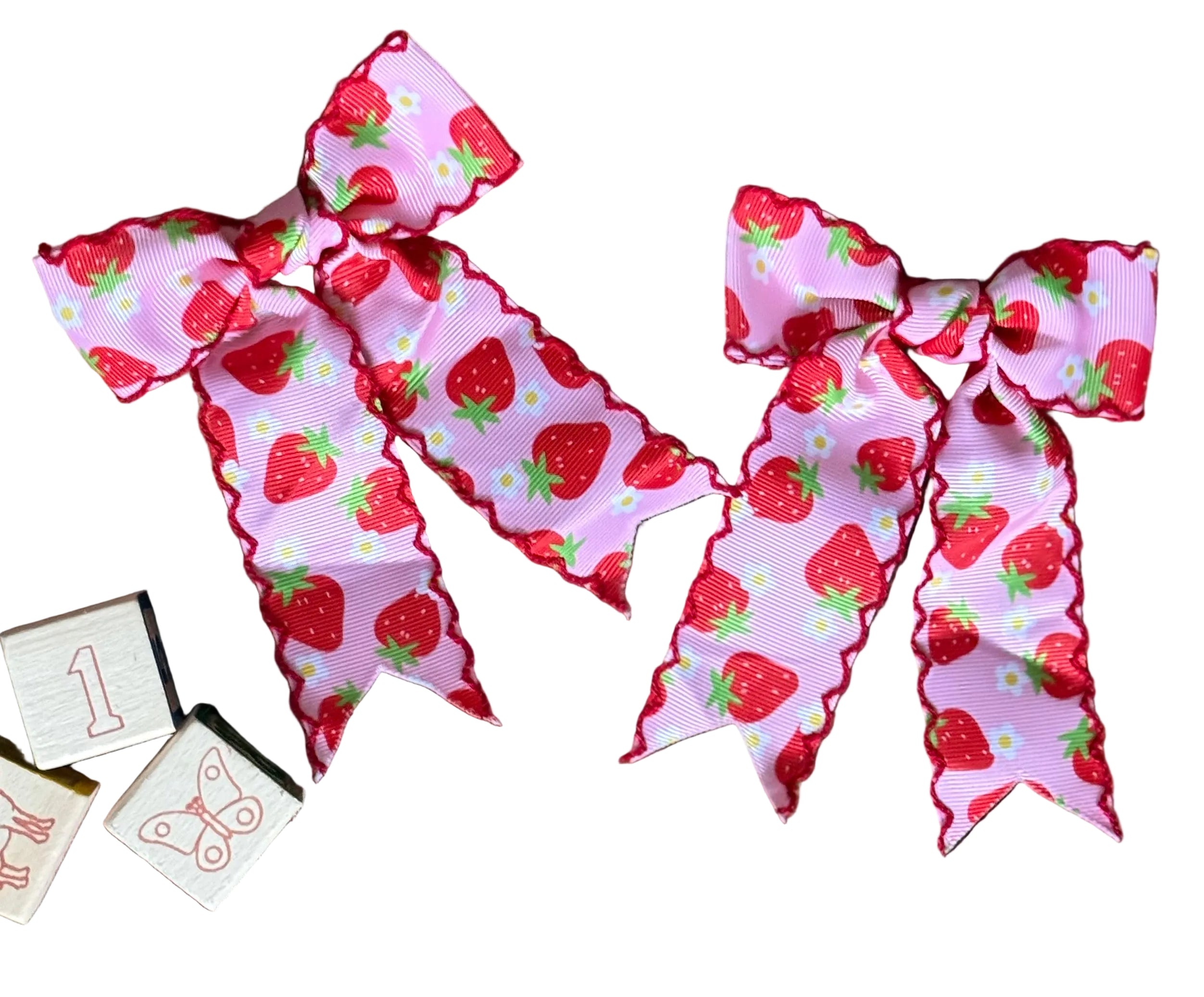 Strawberry Bows