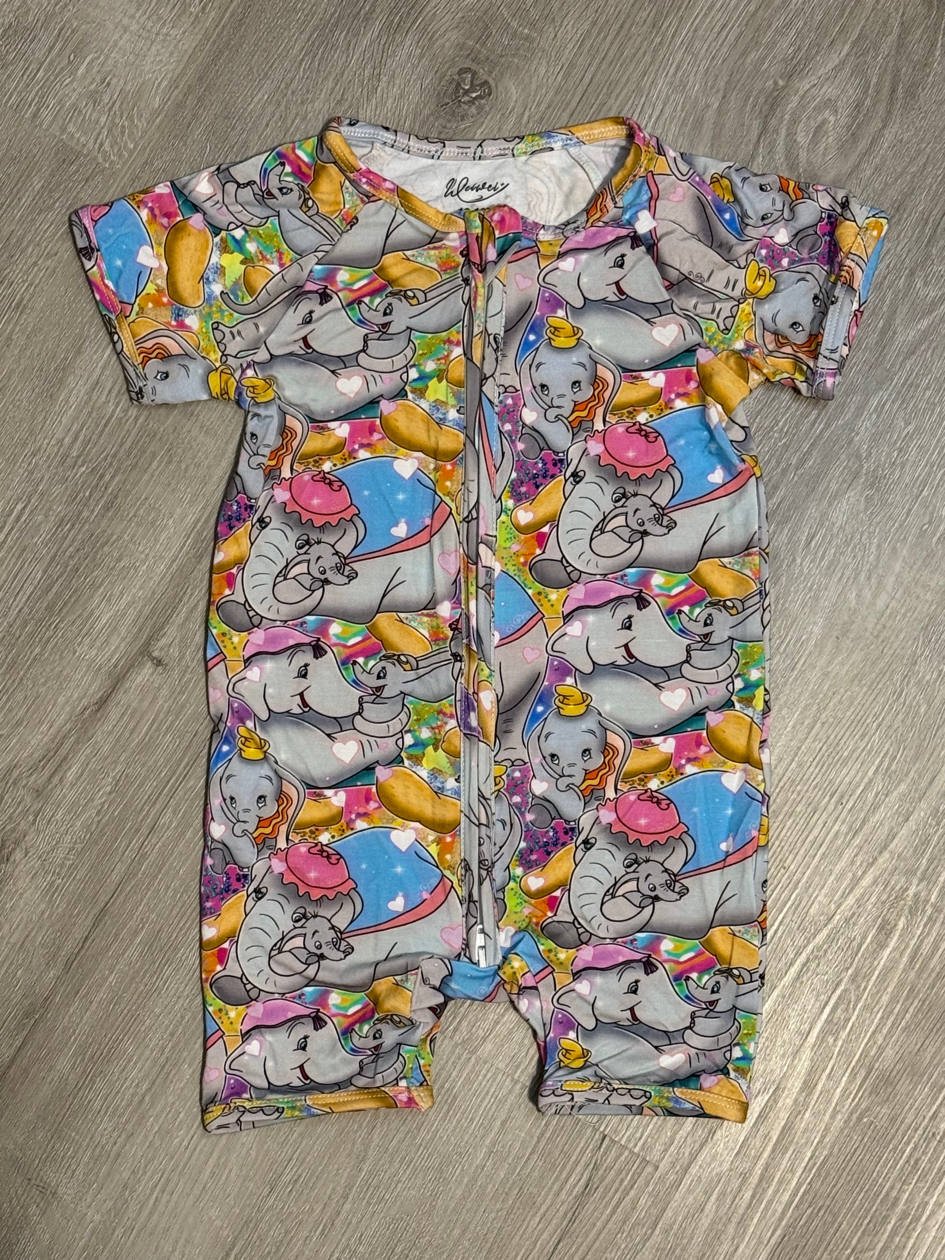 12/18 Flying Elephants Shortie